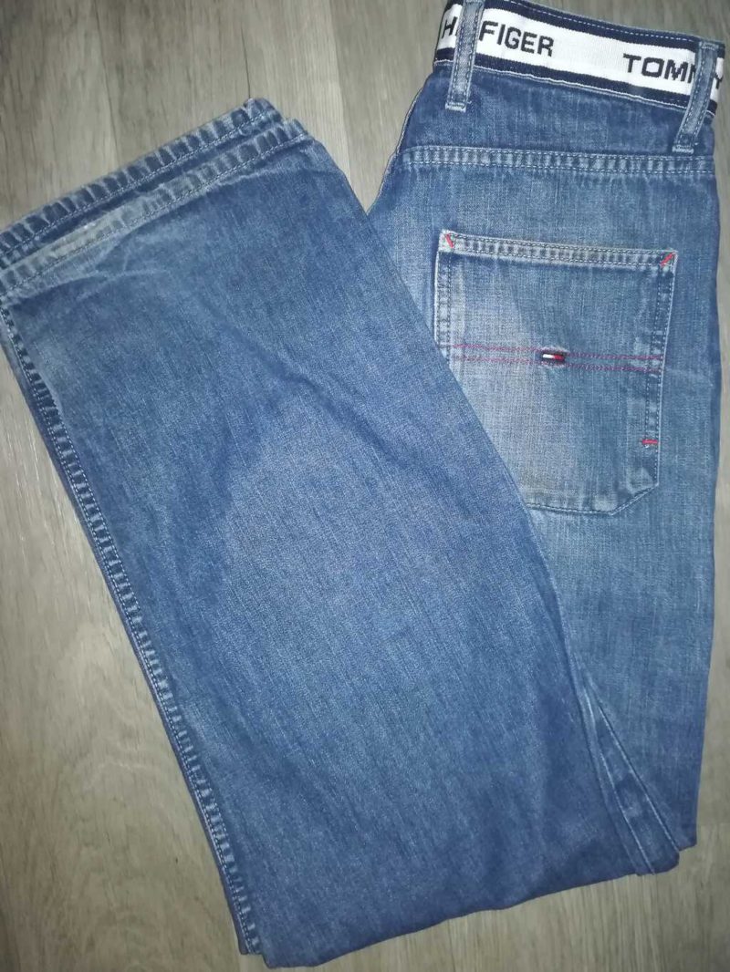 jean tommy profil jean Tommy hilfiger plié