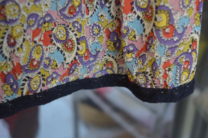 galon dentelle ourlet robe